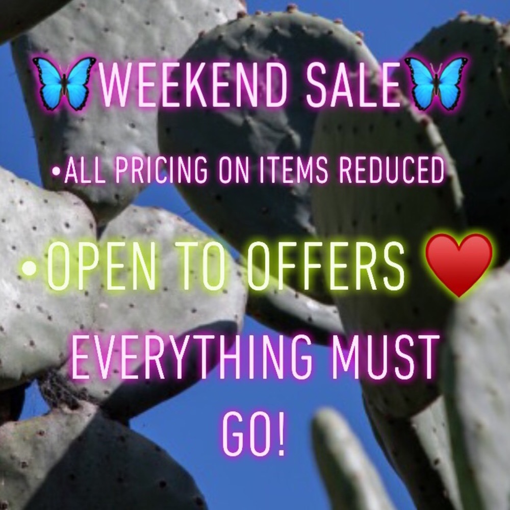 ♥️WEEKEND SALE! ♥️
ALL ITEMS HAVE BEEN REDUCED!